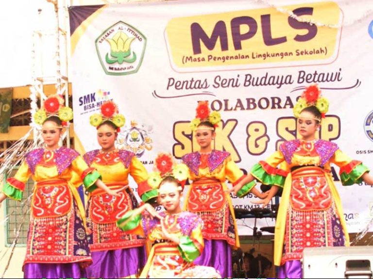 Wajib Tahu: SMP dan SMK Harapan Jaya Laksanakan MPLS sekaligus Pentas Seni Meriah