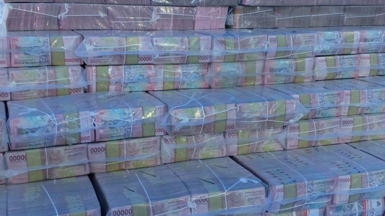 Wajib Tahu: Penampakan Uang Rp 165 Miliar Hasil Sitaan TPPU Narkotika BNN, Ditumpuk Berbentuk Piramida